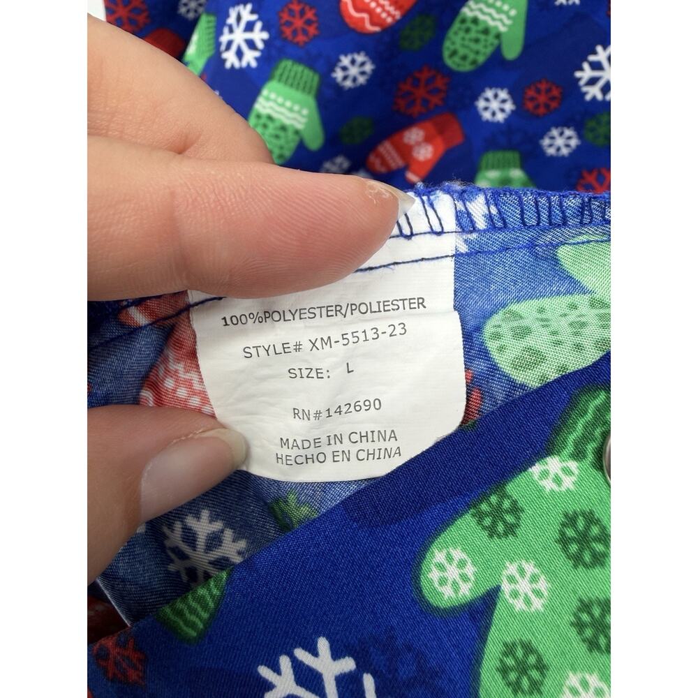 Samantha Mara Christmas Scrub Jacket Women’s Large Mittens Snowflakes Holiday - Picture 6 of 6